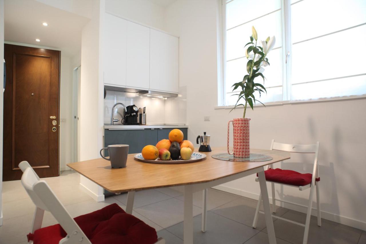 Boutique Home Duomo E Universita Bocconi มิลาน ภายนอก รูปภาพ